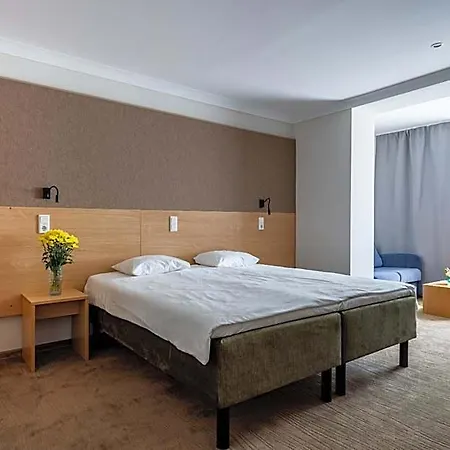 Saaremaa Rannahotell ' Otel Mändjala